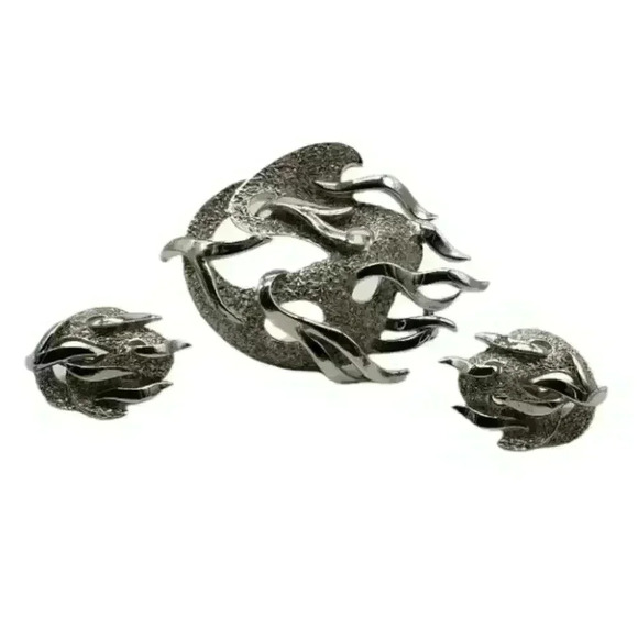 Vintage Crown Trifari Brooch Earrings Set MCM Fire & Ice Flames Silver RARE - Picture 1 of 12